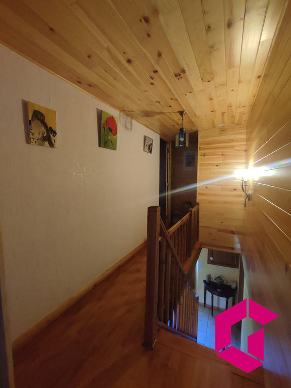 Maison - 93 m² - 5 pièces