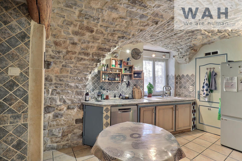 Maison - 263 m² - 7 pièces