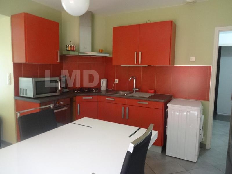 Maison - 152 m² - 9 pièces