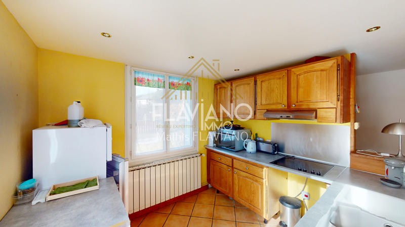 Appartement - 86 m² - 4 pièces