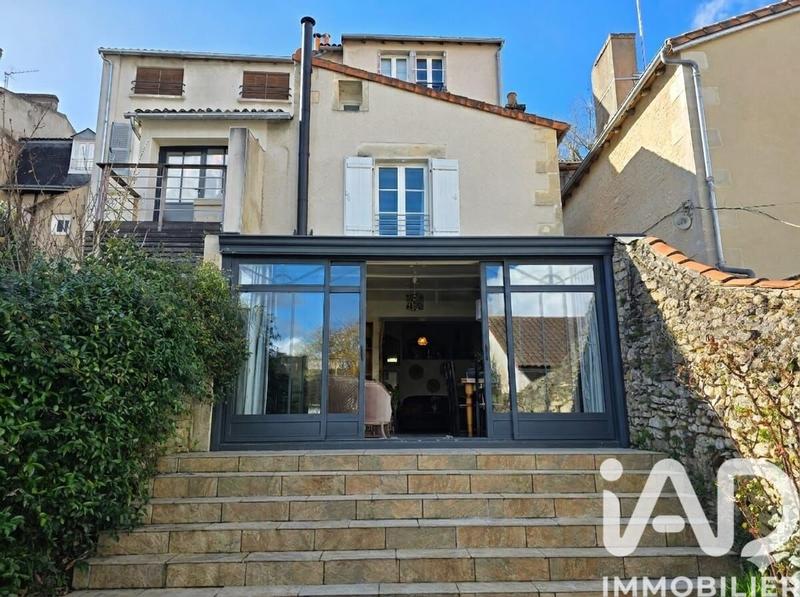 Appartement - 109 m² - 4 pièces