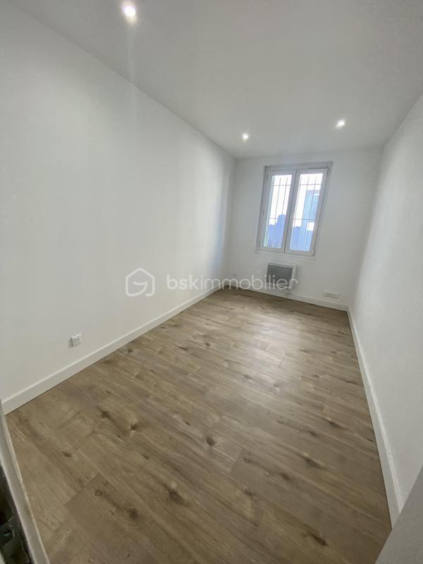 Immeuble - 118 m² - 6 pièces