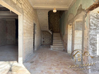 Maison ancienne - 266 m² - 6 pièces