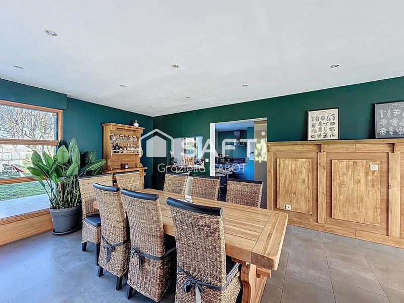 Maison - 127 m² - 7 pièces