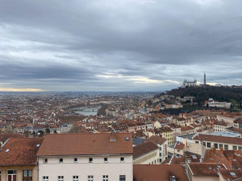 Appartement - 76 m² - 3 pièces