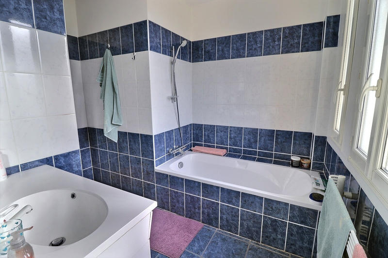 Maison - 155 m² - 6 pièces