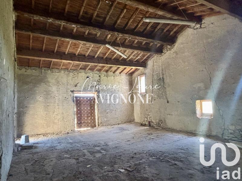 Maison - 205 m² - 9 pièces