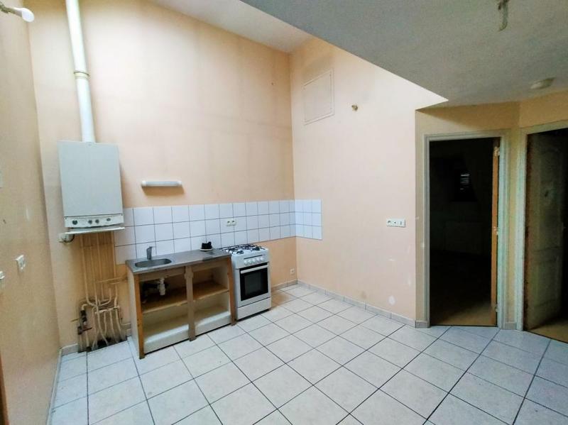 Maison de ville - 180 m² - 10 pièces