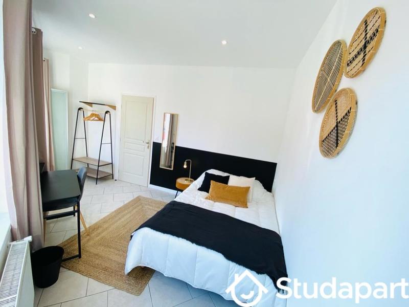 Chambre - 10 m² - 1 pièce