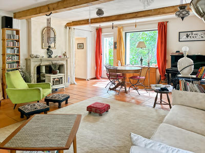 Maison - 160 m² - 9 pièces