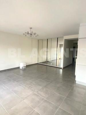 Appartement - 72 m² - 4 pièces