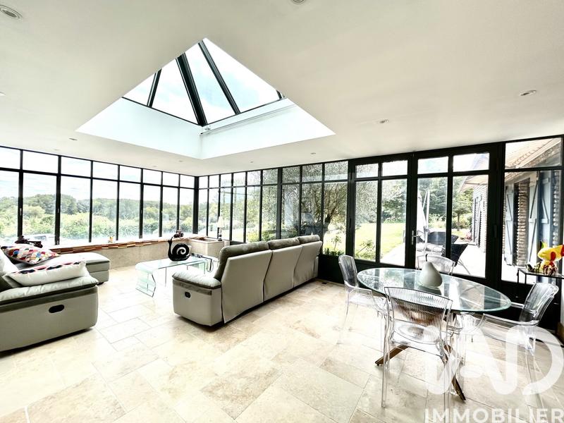 Maison - 360 m² - 10 pièces