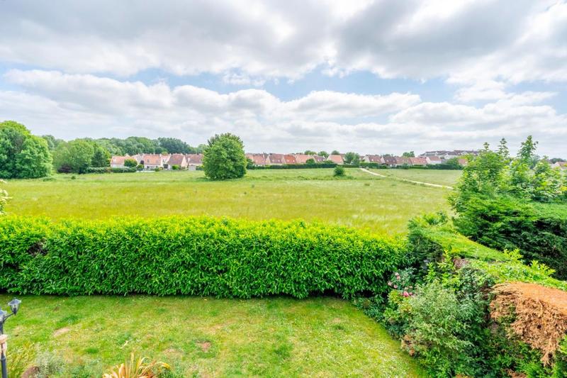 Maison - 145 m² - 7 pièces