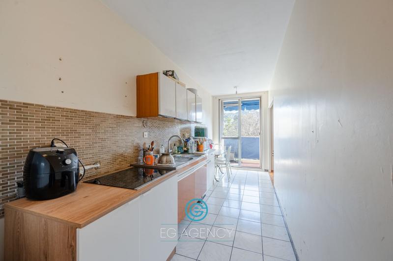 Appartement - 70 m² - 3 pièces