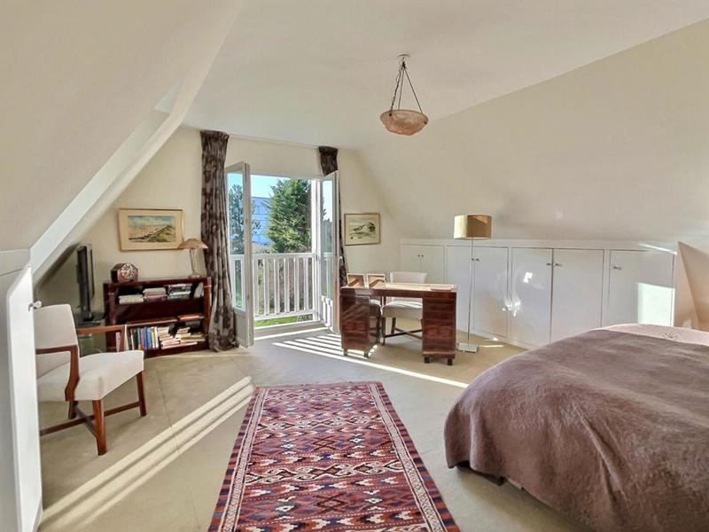 Villa - 306 m² - 11 pièces