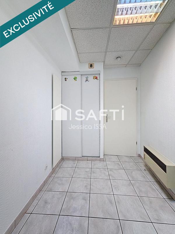 Bureau - 65 m² - 4 pièces