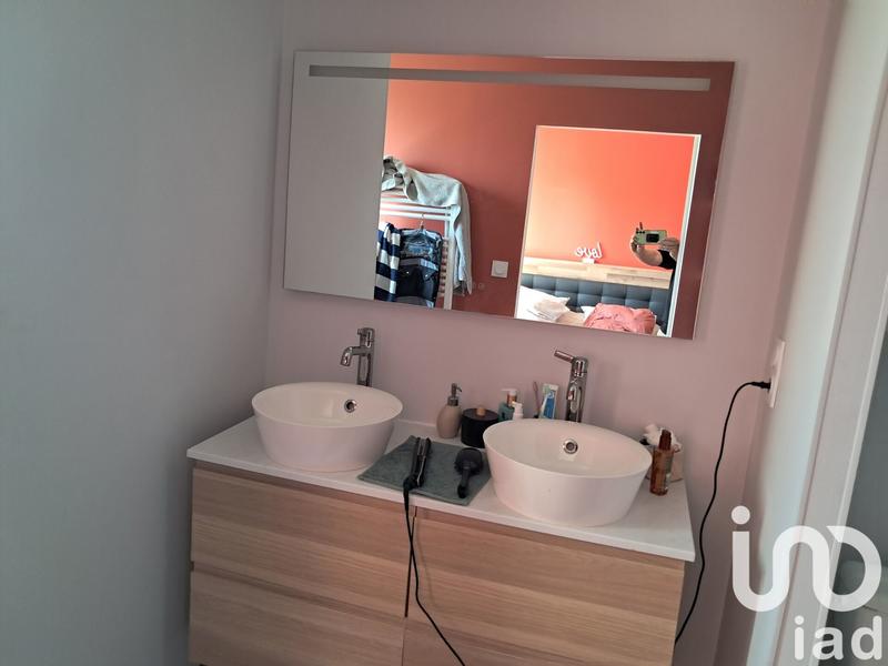 Maison - 99 m² - 5 pièces