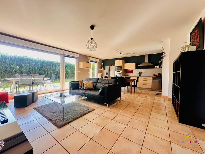 Appartement - 95 m² - 4 pièces