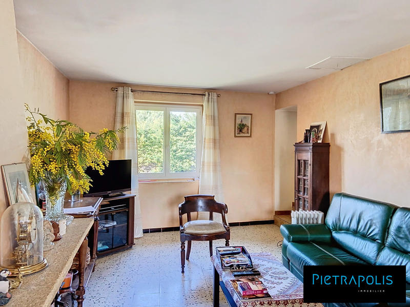 Appartement - 97 m² - 4 pièces