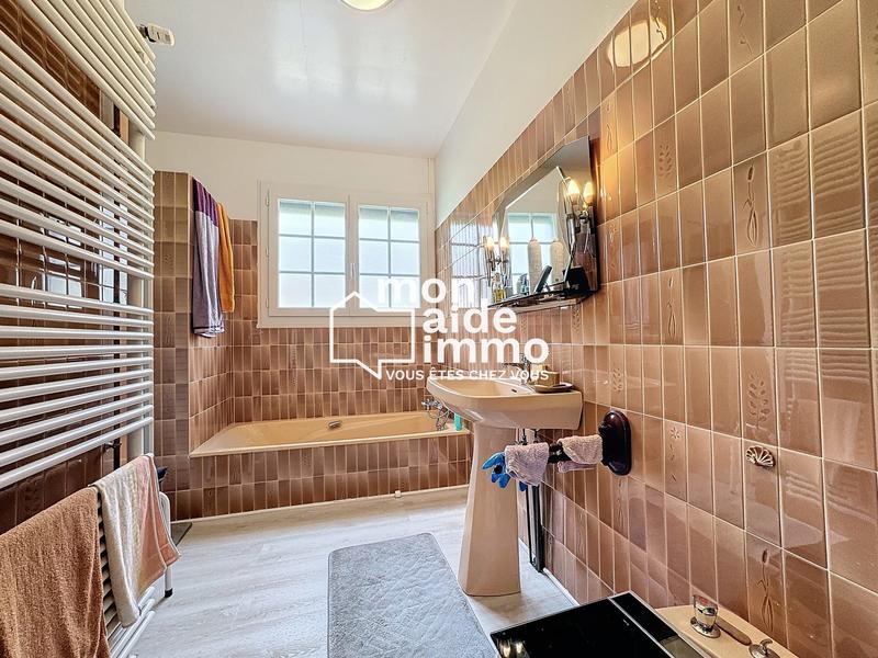 Maison - 135 m² - 6 pièces