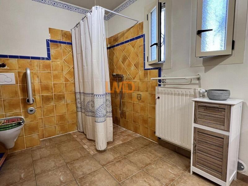 Maison - 95 m² - 4 pièces