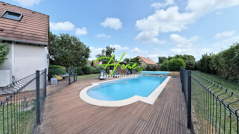 Maison - 135 m² - 6 pièces