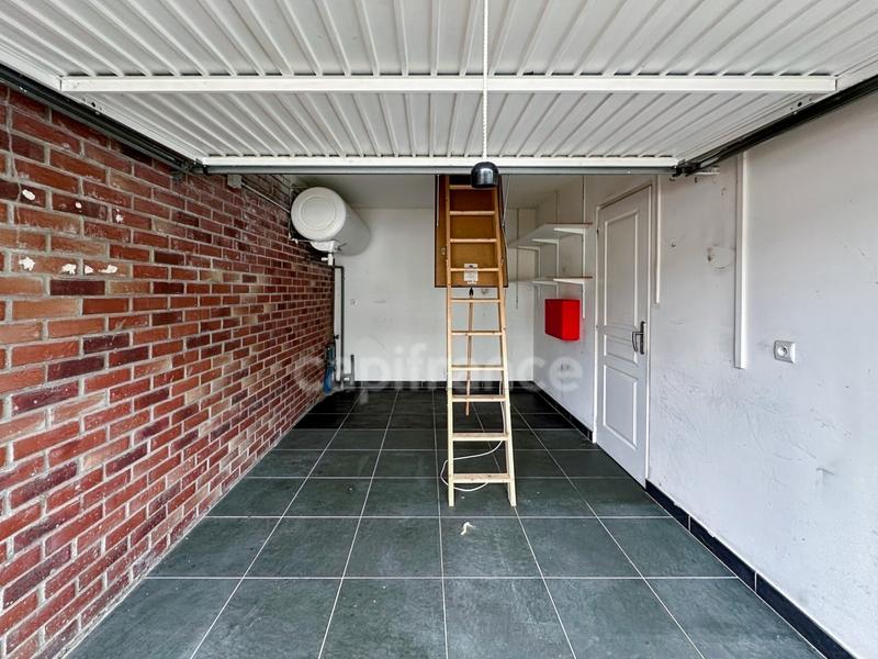 Maison - 93 m² - 5 pièces