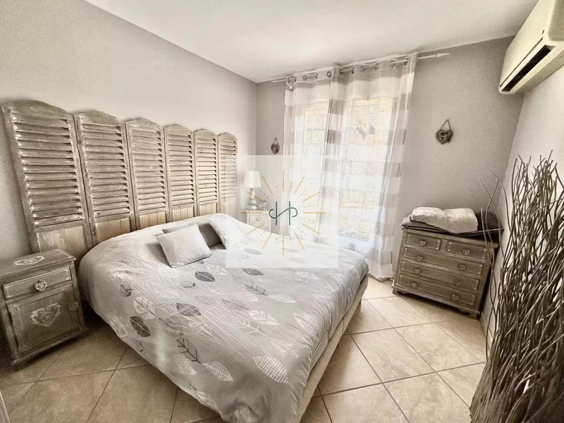 Maison - 188 m² - 9 pièces