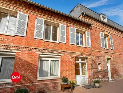 Immeuble - 115 m² - 8 pièces