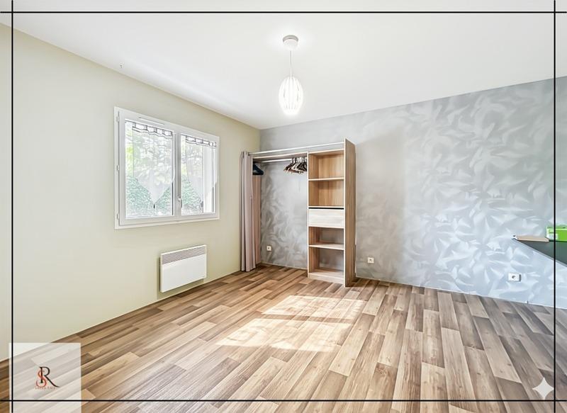 Maison - 212 m² - 7 pièces