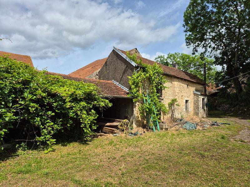 Maison de village - 230 m² - 5 pièces