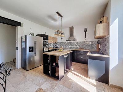 Maison en pierre - 175 m² - 6 pièces