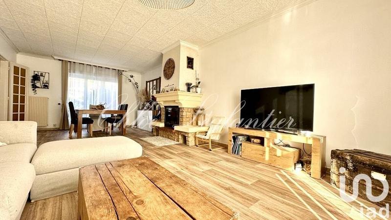 Maison - 140 m² - 6 pièces