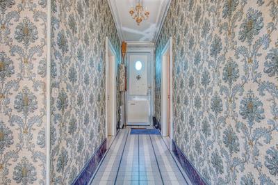 Maison - 201 m² - 7 pièces