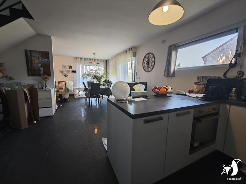 Maison - 243 m² - 11 pièces