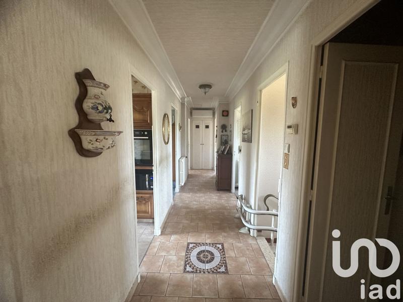 Maison - 213 m² - 7 pièces