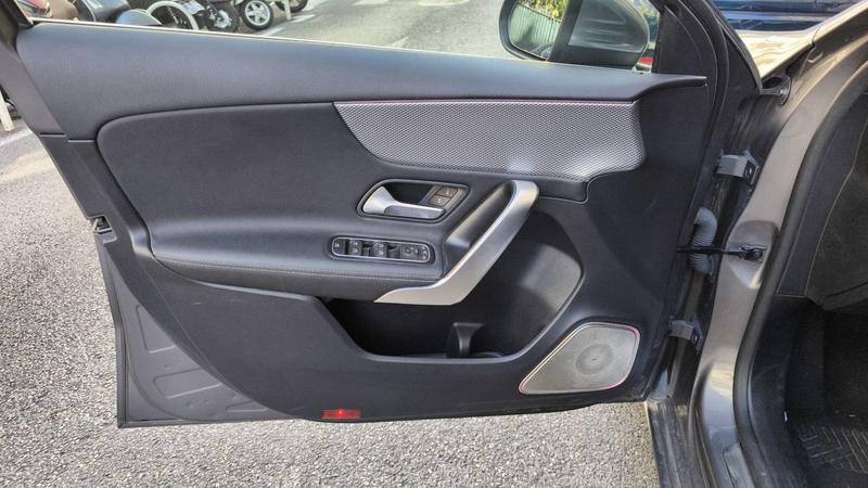 Mercedes Classe a 180 d 116 8g-Dct Progressive Line