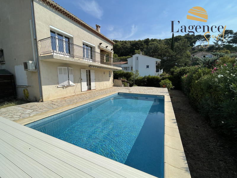 Maison - 166 m² - 5 pièces