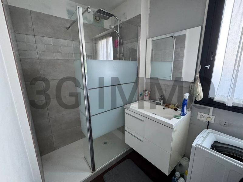 Appartement - 84 m² - 4 pièces