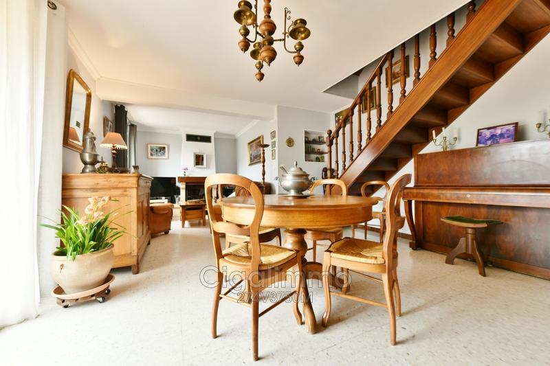 Villa - 111 m² - 5 pièces