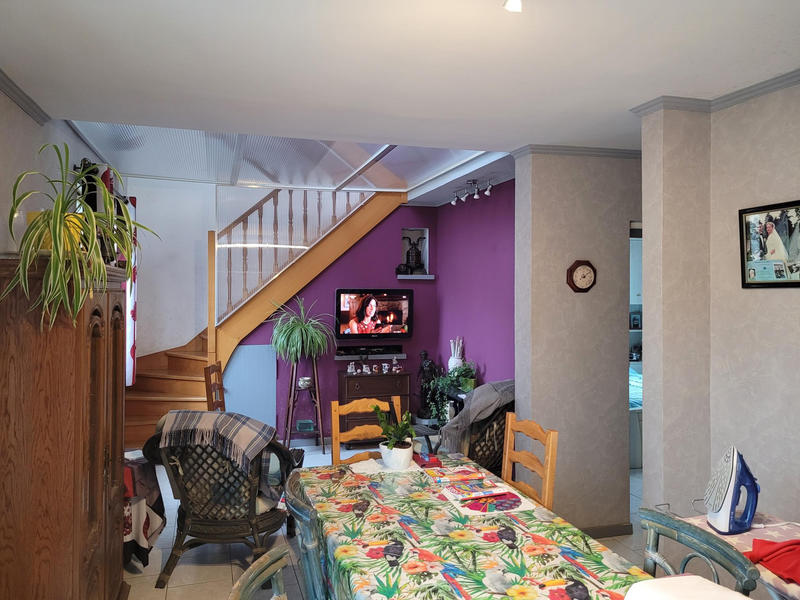 Maison - 95 m² - 4 pièces