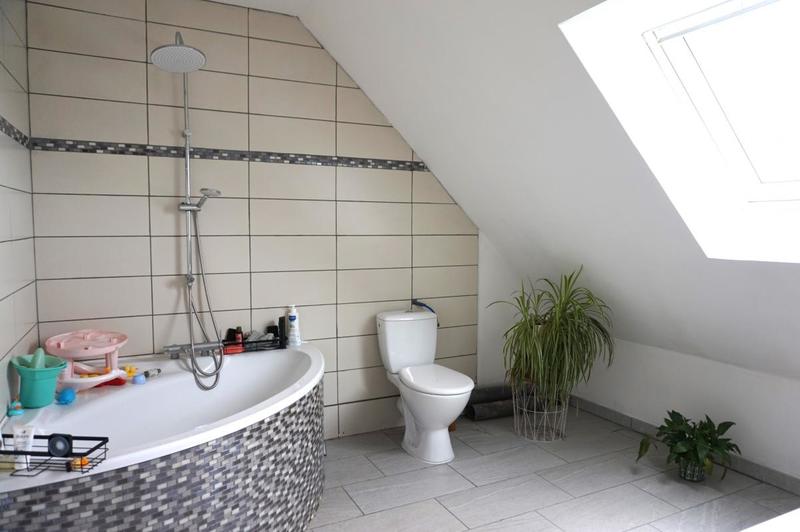 Maison - 140 m² - 7 pièces