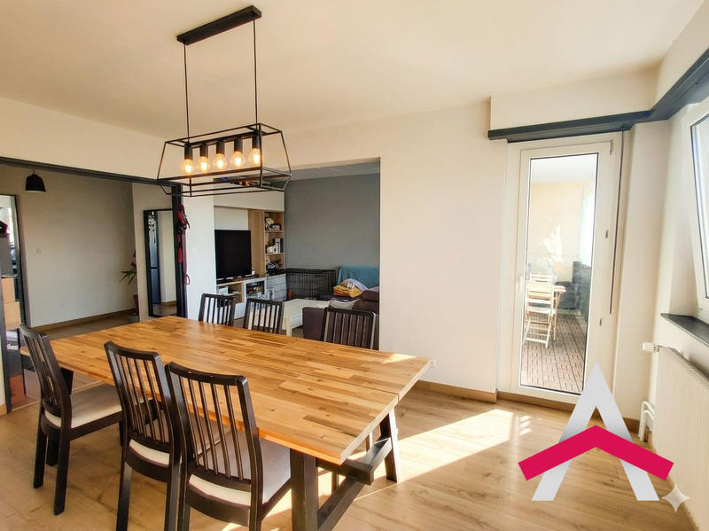 Appartement - 80 m² - 4 pièces