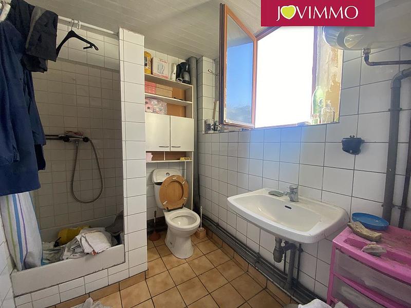 Magasins - 300 m² - 4 pièces