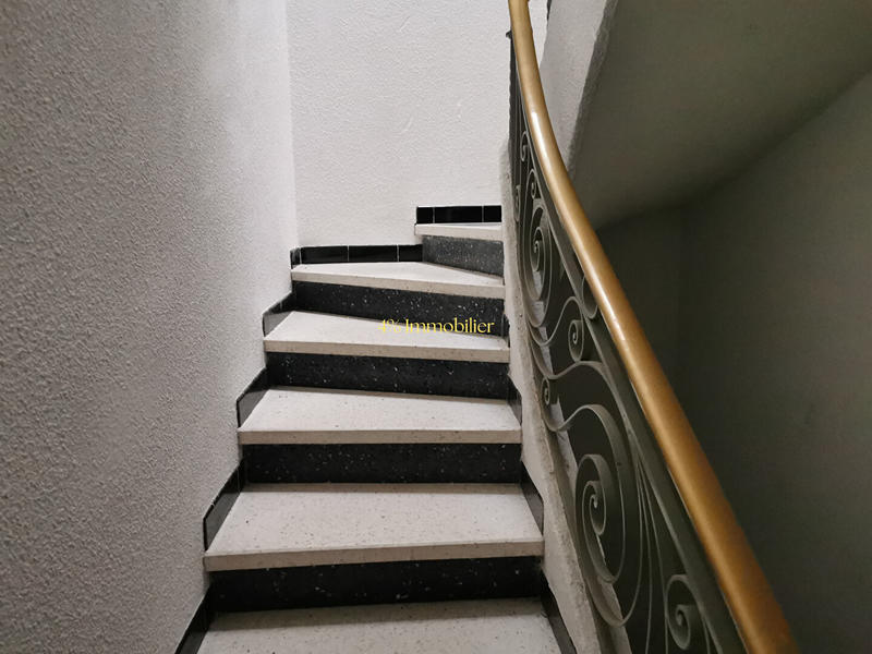 Immeuble - 250 m² - 7 pièces