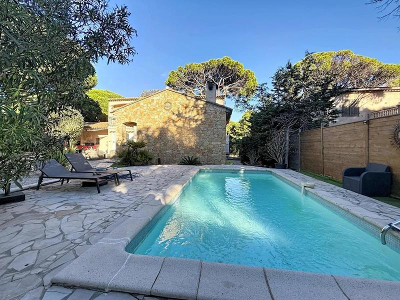 Maison - 128 m² - 5 pièces