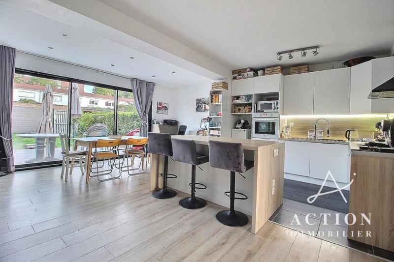 Maison - 97 m² - 4 pièces