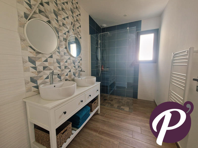 Maison contemporaine - 158 m² - 6 pièces