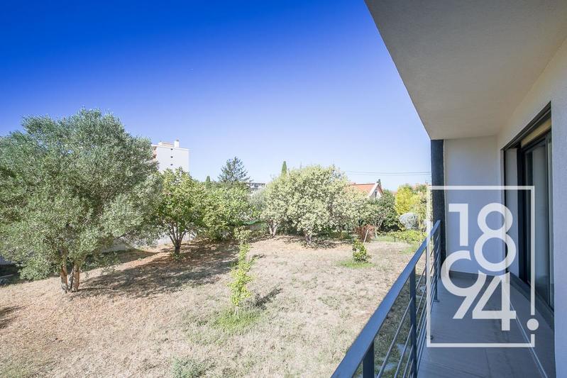 Maison - 270 m² - 5 pièces