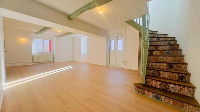 Maison - 155 m² - 7 pièces